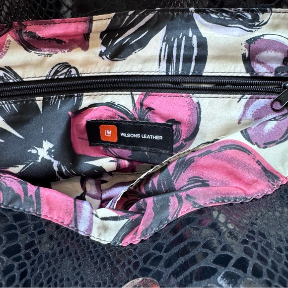 Wilson’s Leather Shoulder Bag Black Medium Floral Lining‎ Snakeskin Large Tote - Picture 6 of 9